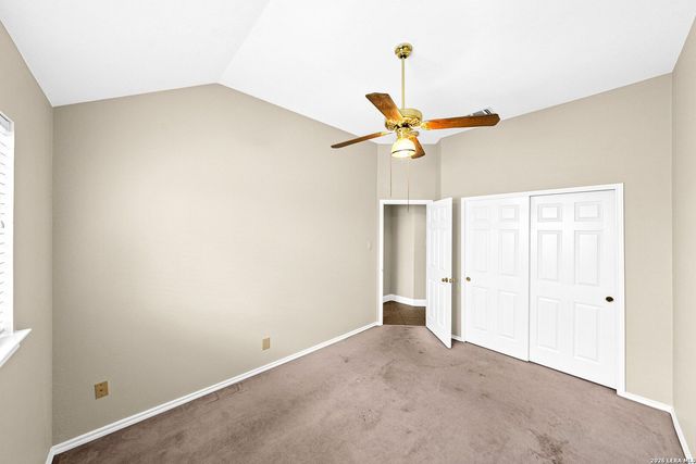 4011 LEGEND RANCH DR, San Antonio, TX 78230