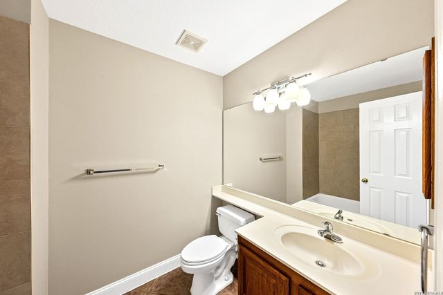 4011 LEGEND RANCH DR, San Antonio, TX 78230