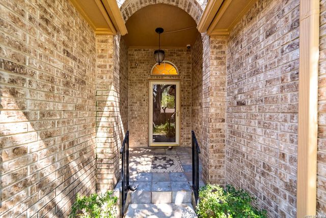 4011 LEGEND RANCH DR, San Antonio, TX 78230
