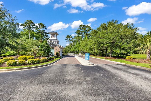 721 Bay Hill Ct., Murrells Inlet, SC 29576