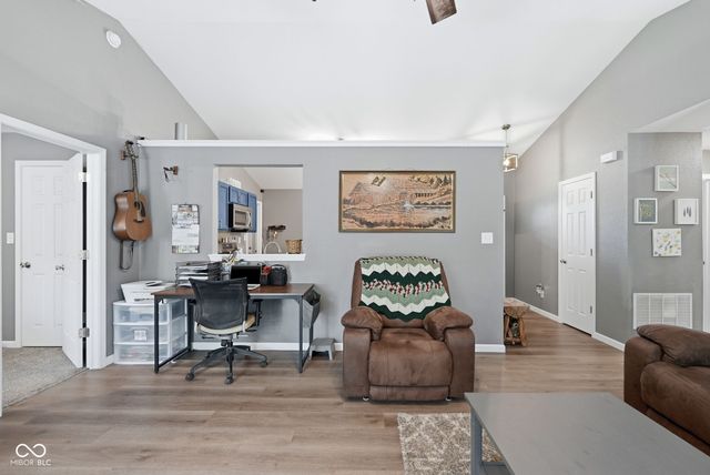 906 Moonlight Court, Mooresville, IN 46158