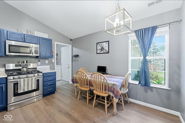 906 Moonlight Court, Mooresville, IN 46158