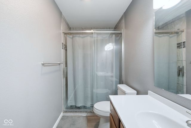 906 Moonlight Court, Mooresville, IN 46158
