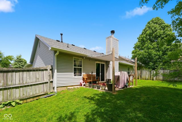 906 Moonlight Court, Mooresville, IN 46158