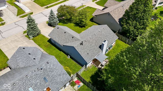 906 Moonlight Court, Mooresville, IN 46158