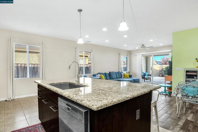 240 240 Harborage Court, Oakley, CA 94561