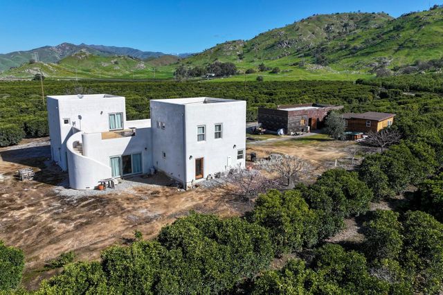 32204 Road 248, Lemon Cove, CA 93244