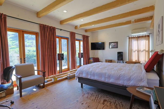 32204 Road 248, Lemon Cove, CA 93244