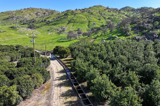 32204 Road 248, Lemon Cove, CA 93244