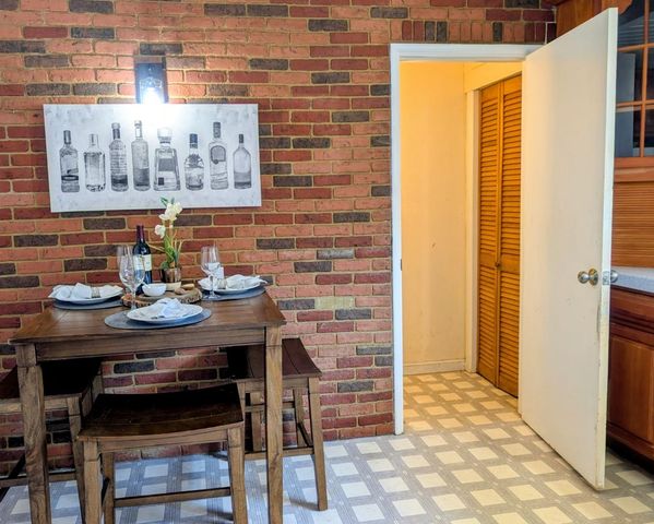 240 Lauren Avenue, Pacifica, CA 94044