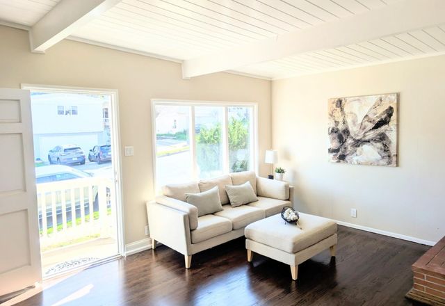240 Lauren Avenue, Pacifica, CA 94044