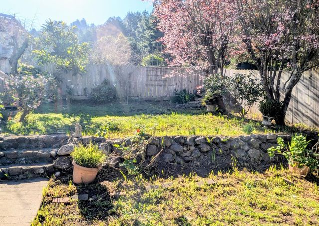 240 Lauren Avenue, Pacifica, CA 94044