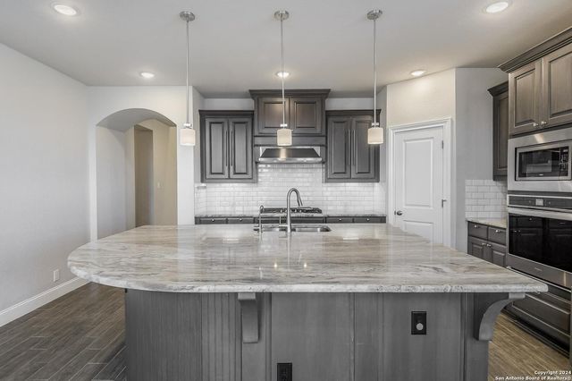 1823 FALSTAFF, San Antonio, TX 78258