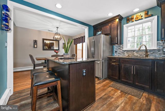 3802 BROOKFIELD AVE, Wilmington, DE 19803