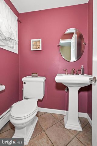 3802 BROOKFIELD AVE, Wilmington, DE 19803