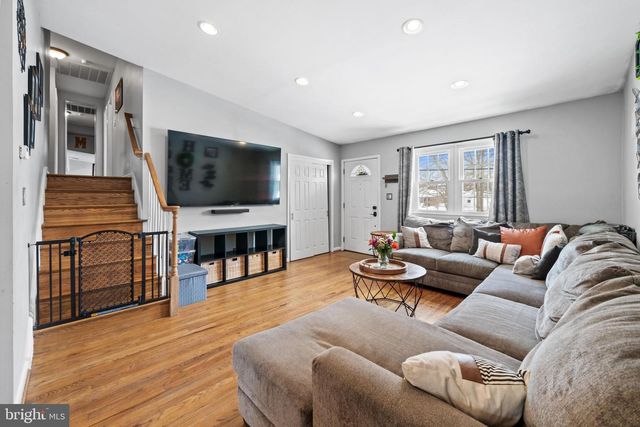 3802 BROOKFIELD AVE, Wilmington, DE 19803