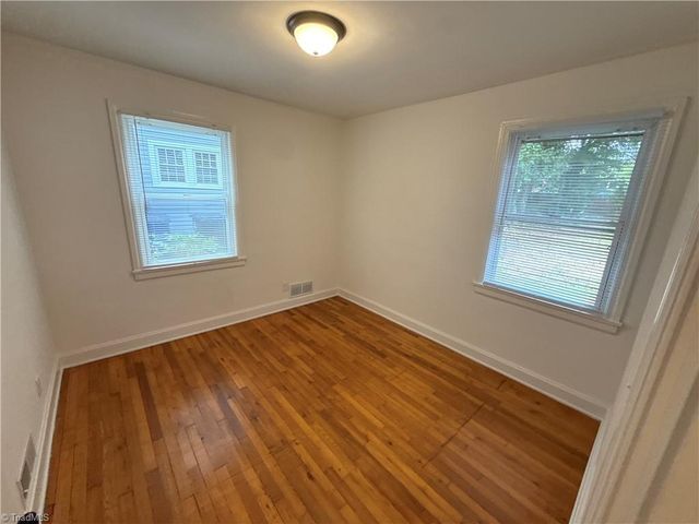 2363 Jefferson Avenue, Winston-salem, NC 27103