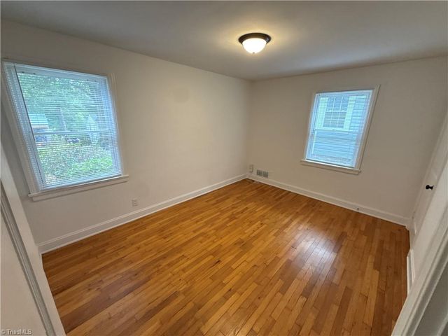 2363 Jefferson Avenue, Winston-salem, NC 27103