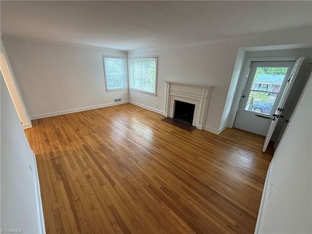 2363 Jefferson Avenue, Winston-salem, NC 27103