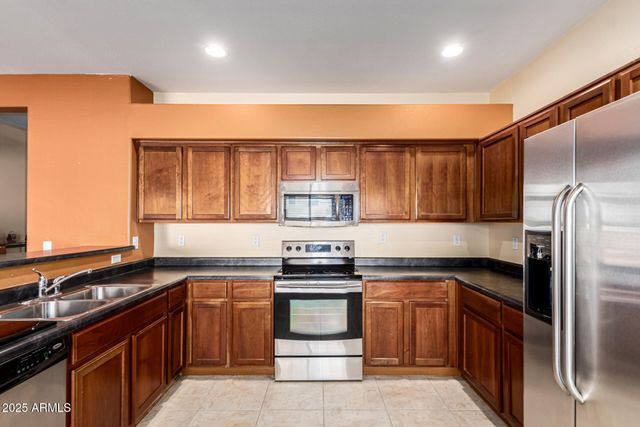 41344 W CIELO Lane, Maricopa, AZ 85138