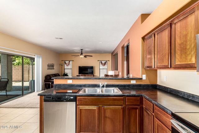 41344 W CIELO Lane, Maricopa, AZ 85138