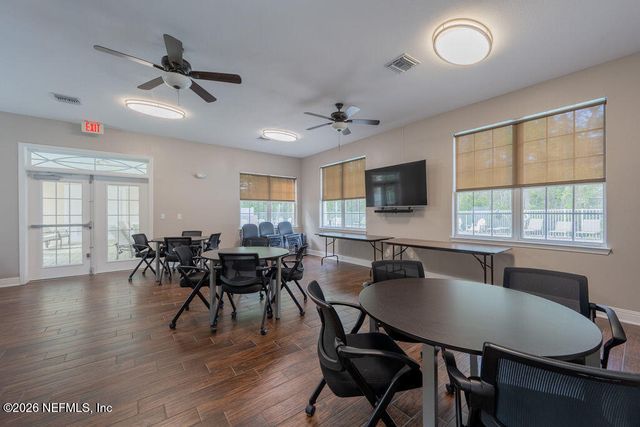 8601 BEACH Boulevard 503, Jacksonville, FL 32216