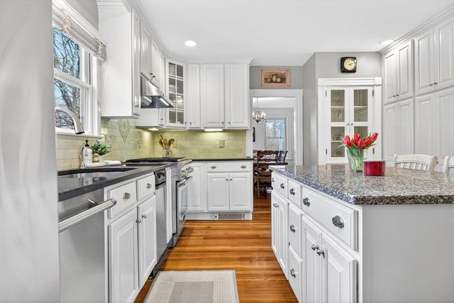 47 Springdale Ave, Dover, MA 02030