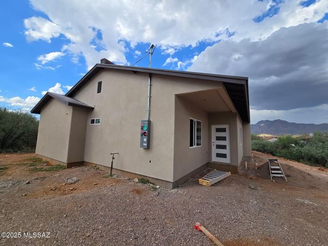 408 Calle Cipres, Rio Rico, AZ 85648