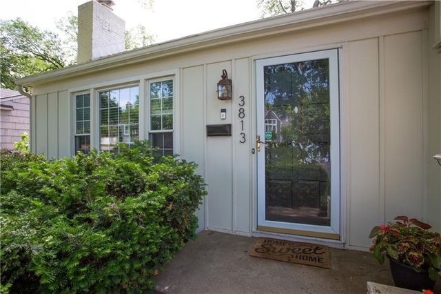 3813 W 79th Street, Prairie Village, KS 66208