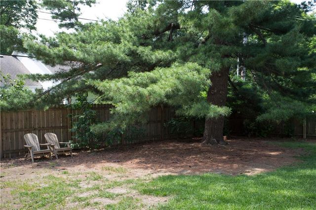 3813 W 79th Street, Prairie Village, KS 66208