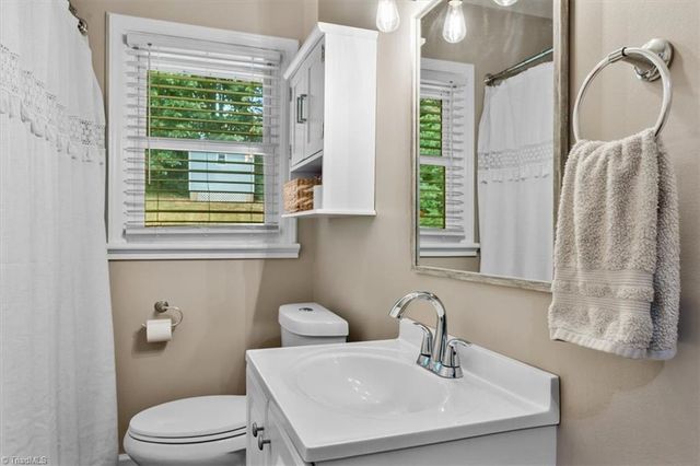 1550 Harrison Street, Reidsville, NC 27320