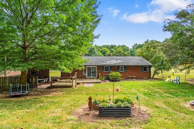1550 Harrison Street, Reidsville, NC 27320