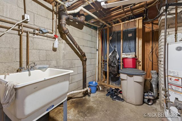 1049 Buckingham Street Sw, City Of Wyoming, MI 49509