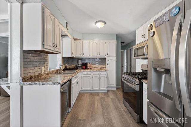 1049 Buckingham Street Sw, City Of Wyoming, MI 49509