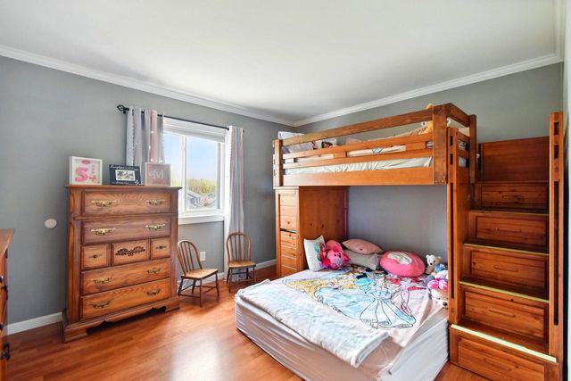 330 Willow Grove DRIVE #E, Pewaukee, WI 53072