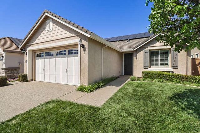 8013 Solomon Dr, Elk Grove, CA 95757