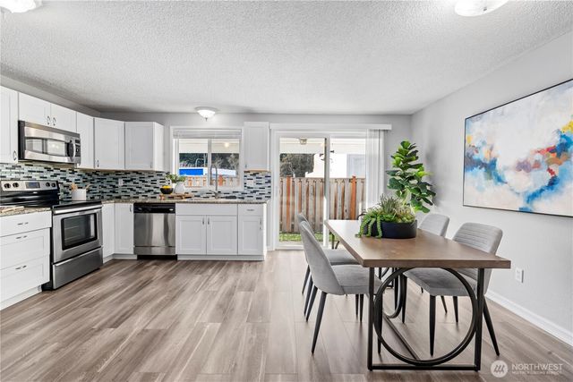 31921 46th Avenue SW, Federal Way, WA 98023