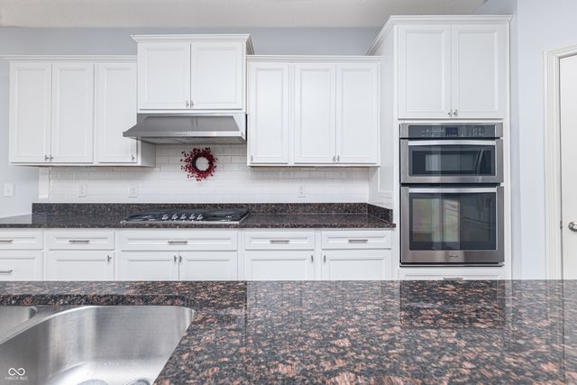 5093 Silverbell Drive, Plainfield, IN 46168