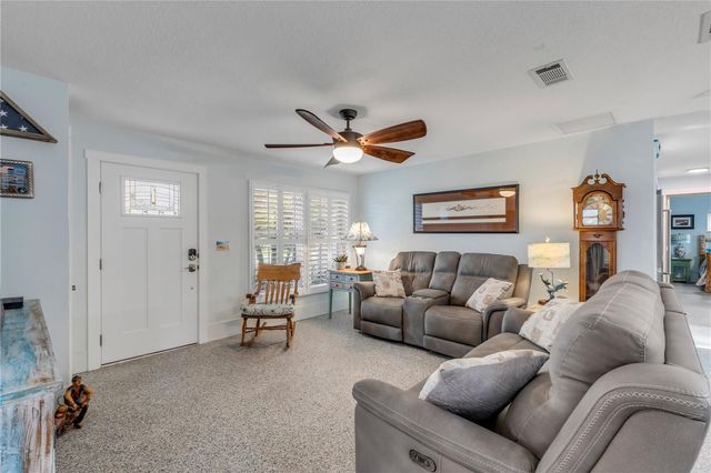 2951 GASLIGHT DRIVE, South Daytona, FL 32119