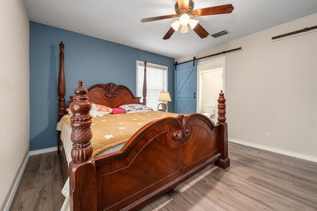 1008 Dove DR, Manchaca, TX 78652