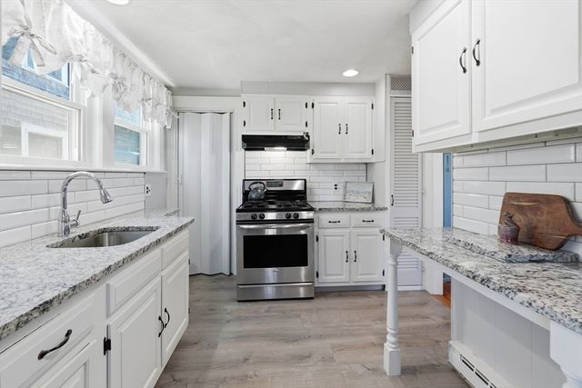 85 Willow Rd, Nahant, MA 01908