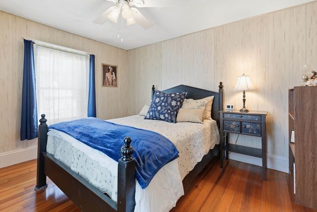 85 Willow Rd, Nahant, MA 01908