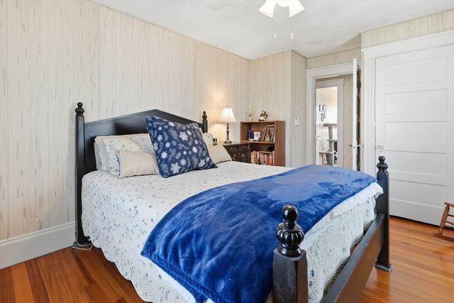 85 Willow Rd, Nahant, MA 01908