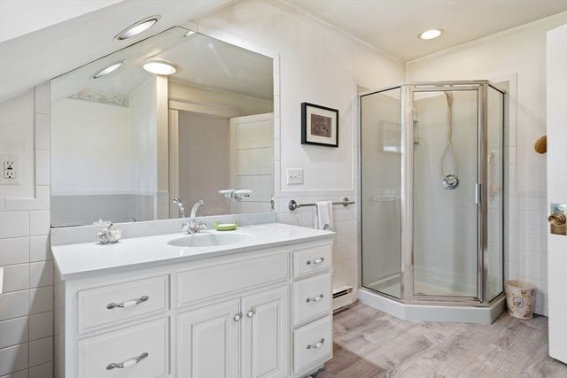 85 Willow Rd, Nahant, MA 01908