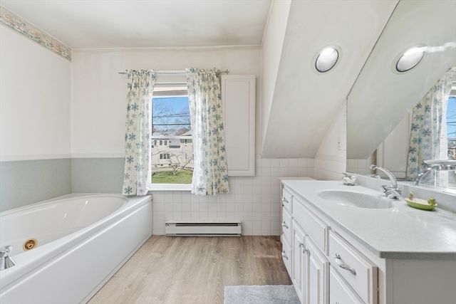 85 Willow Rd, Nahant, MA 01908