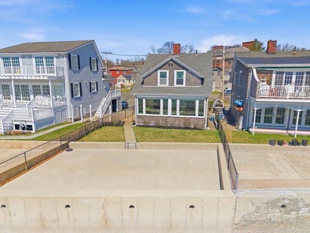 85 Willow Rd, Nahant, MA 01908