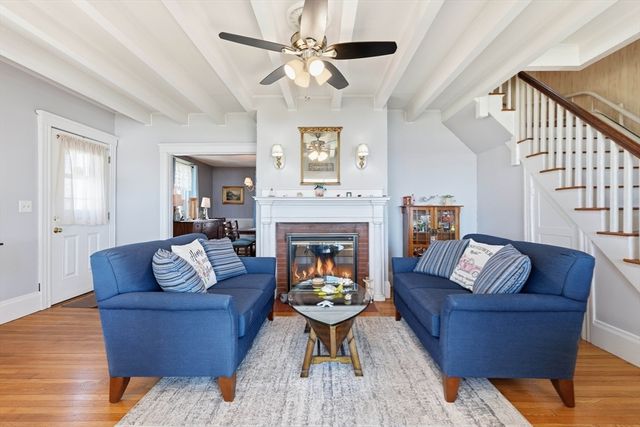 85 Willow Rd, Nahant, MA 01908