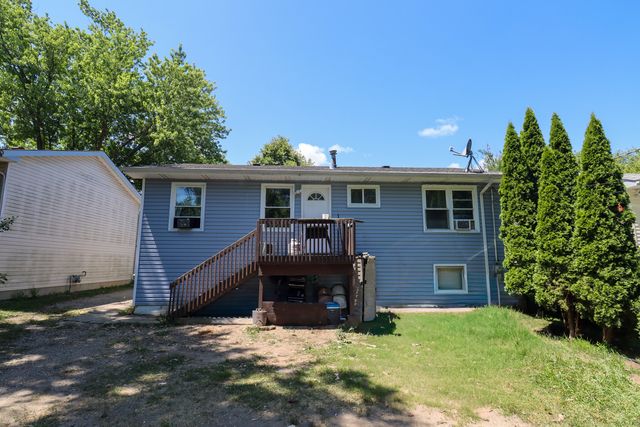 2123 Wallace Avenue, North Chicago, IL 60064