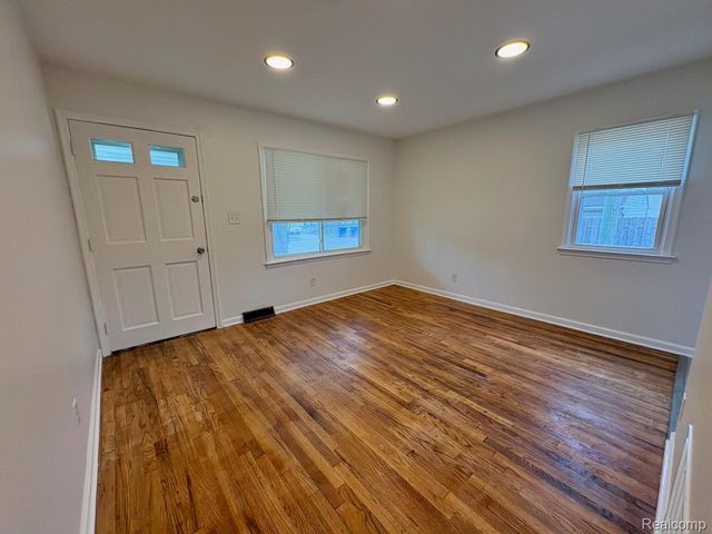 12524 Prospect Avenue, Warren, MI 48089