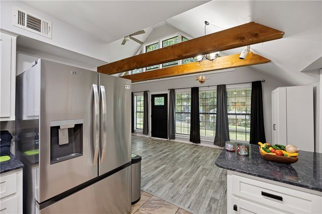 2812 W 17th Street, Russellville, AR 72802